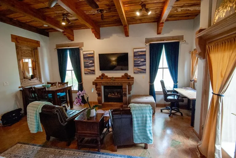 Make your space Cozier with these amazing lighting tips