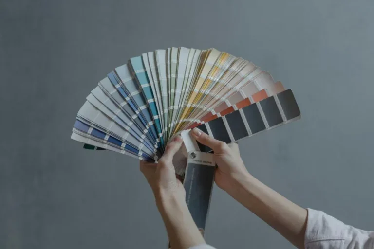 Perfect guide to choose interior colours that compliment each other